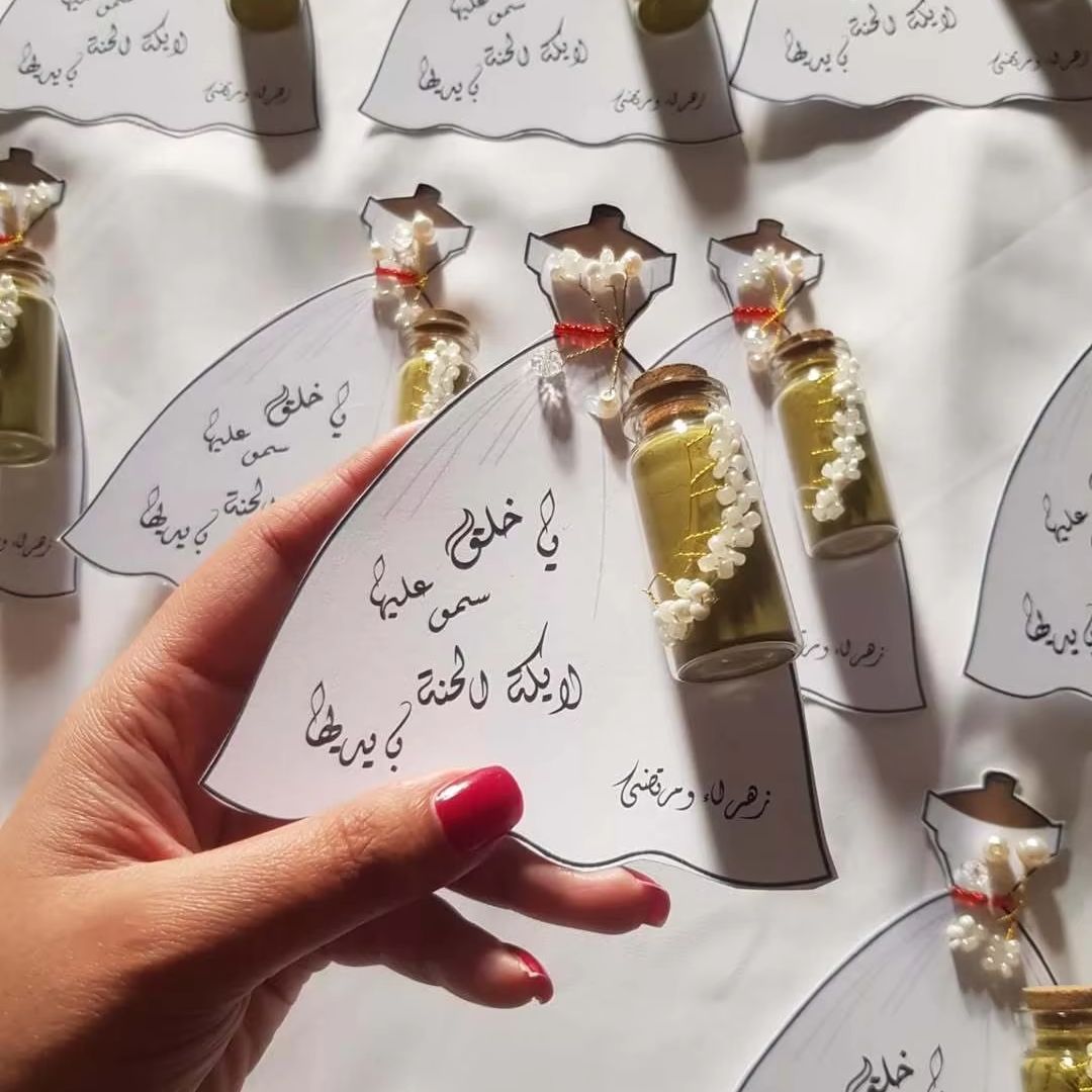 Wedding Supply Business - Kişiye Özel İsimli Düğün Elbisesi Hediye
